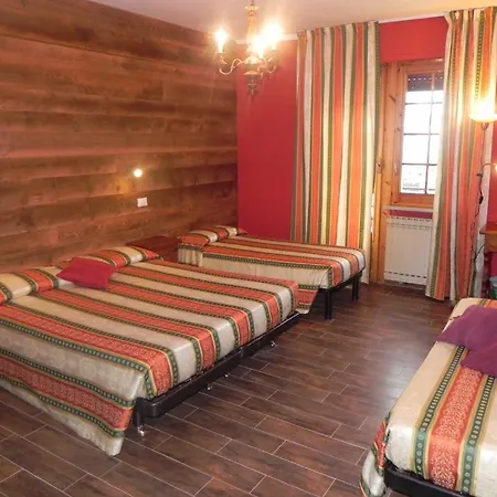 Hotell Trois Etoiles Entracque